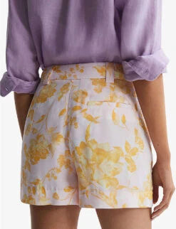 Reiss Bonnie High-rise Floral-print Woven Shorts 10 Reiss Bonnie High-rise Floral-print Woven Shorts -Whistles Store R04168933 MULTI ALT03